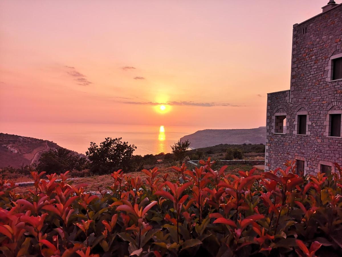 Вілла Sunset View Stone House, Areopoli Mani Екстер'єр фото