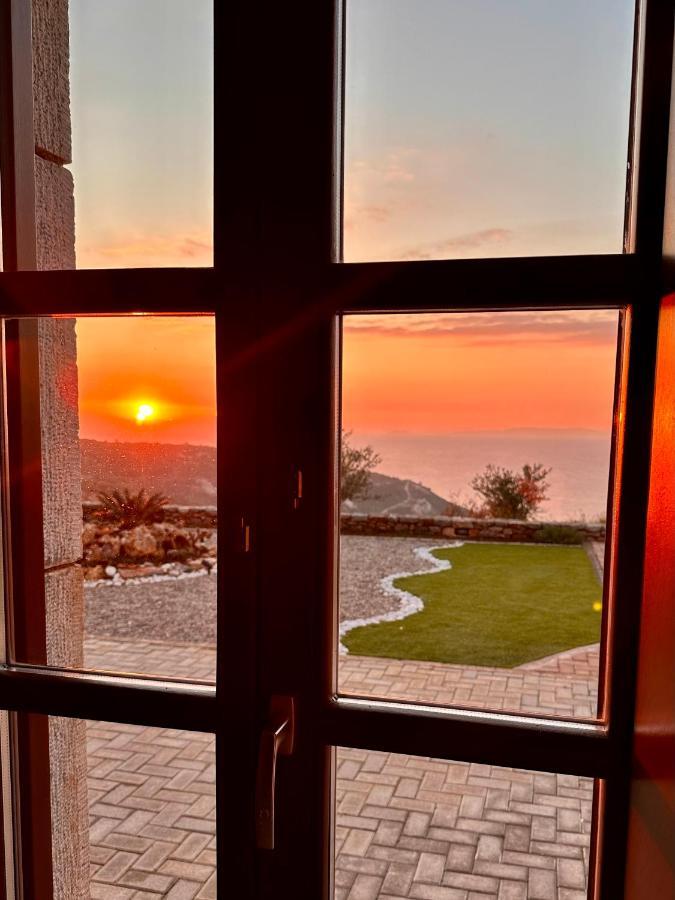 Вілла Sunset View Stone House, Areopoli Mani Екстер'єр фото